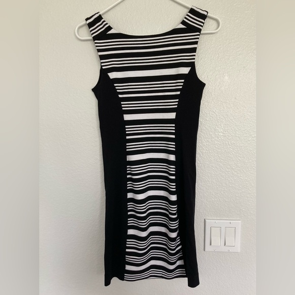 Express Black and White Striped Dress Women’s XS - Picture 2 of 6